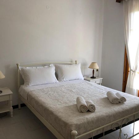 Apelati Hotel Keri ภายนอก รูปภาพ