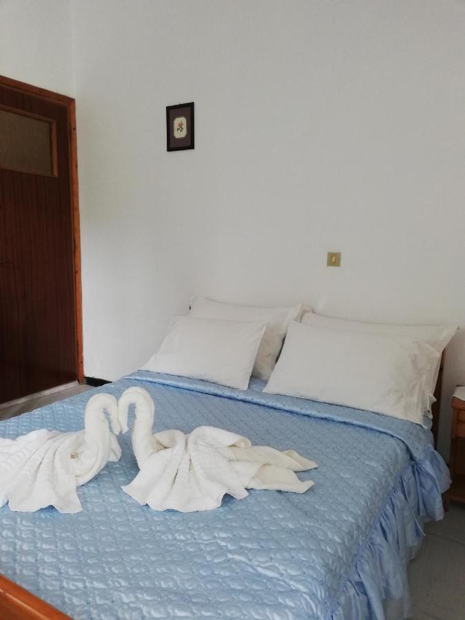 Apelati Hotel Keri ภายนอก รูปภาพ